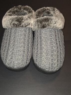 isotoner Women's Gray Knit Faux-Fur Clog Slippers